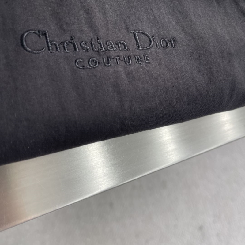 chr1st1an D10r outwear